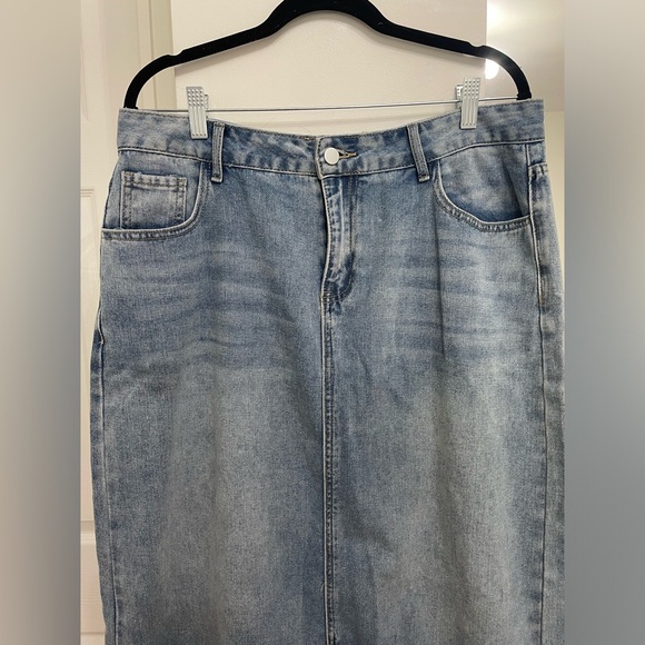 Denim Jean Skirt - Picture 3 of 5